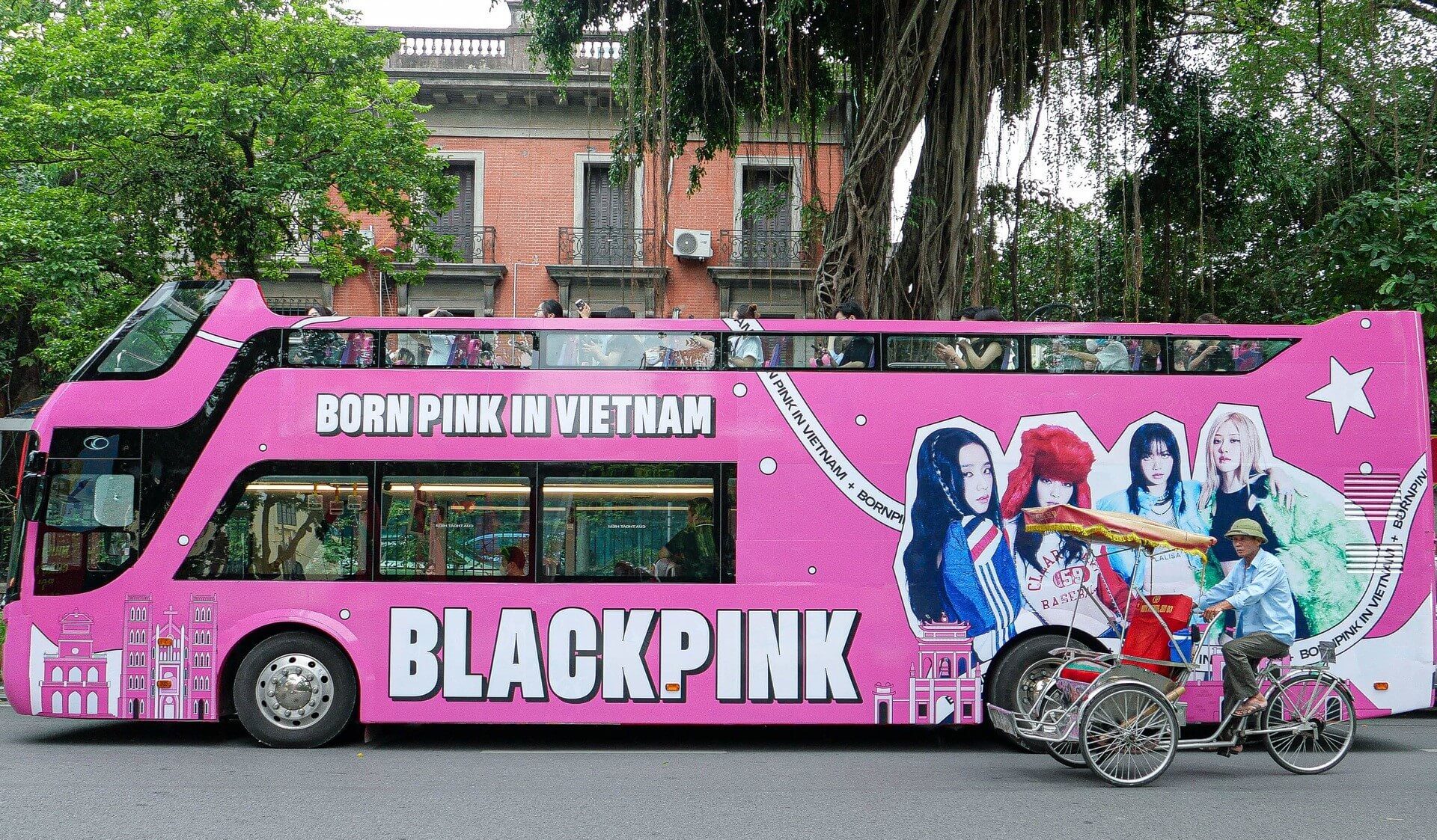 Xe bus BLACKPINK Việt Nam