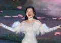Chi Pu biểu diễn tại đêm hội Tmall Trung Quốc
