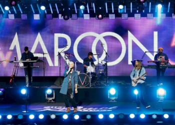 Maroon 5 về Việt Nam biểu diễn