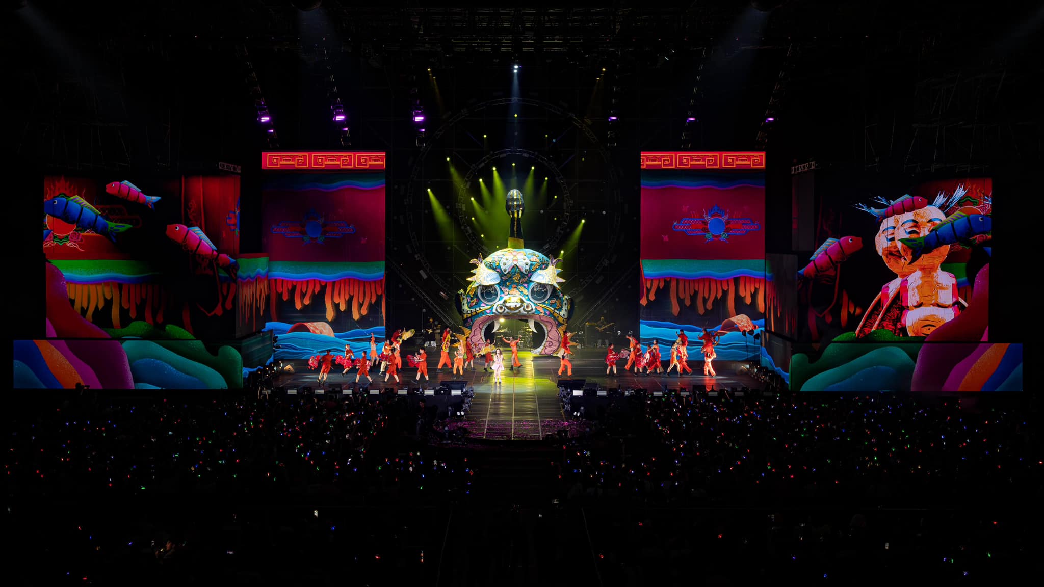 hoang thuy linh concert Mo hinh dau lan khong lo duoc thiet ke dac biet danh cho Vietnamese Concert.