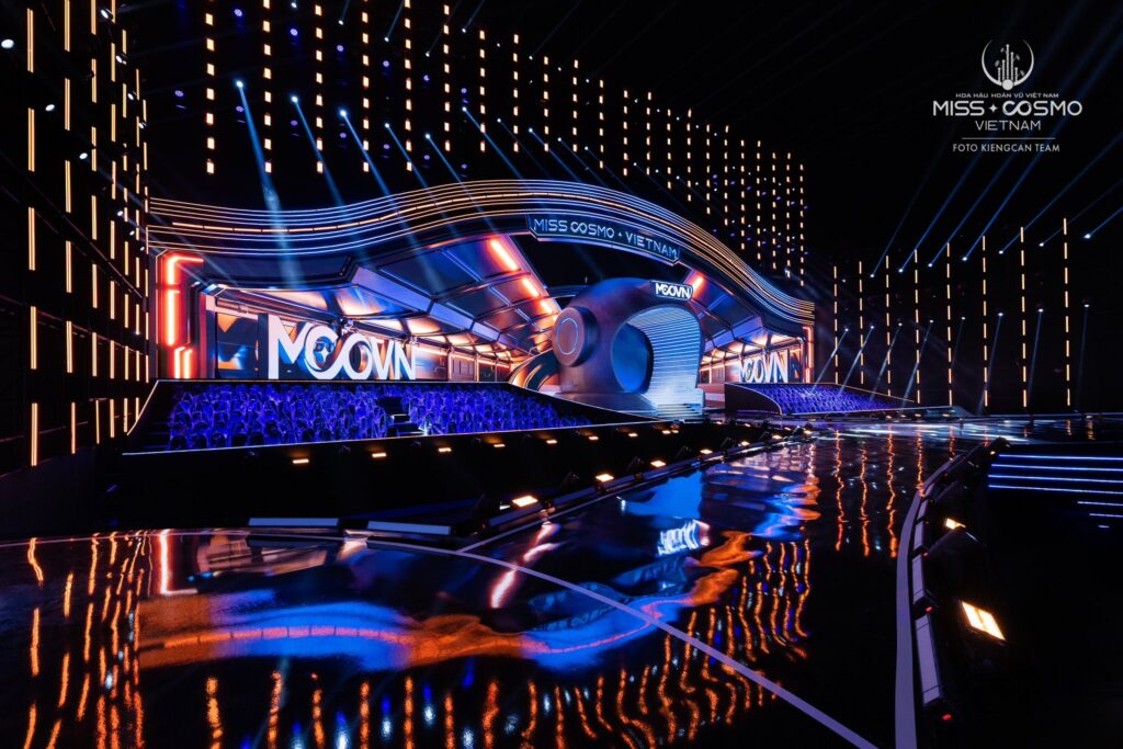 Sân khấu ấn tượng của Miss Cosmo Vietnam 2025 