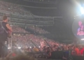 kiss cam concert coldplay