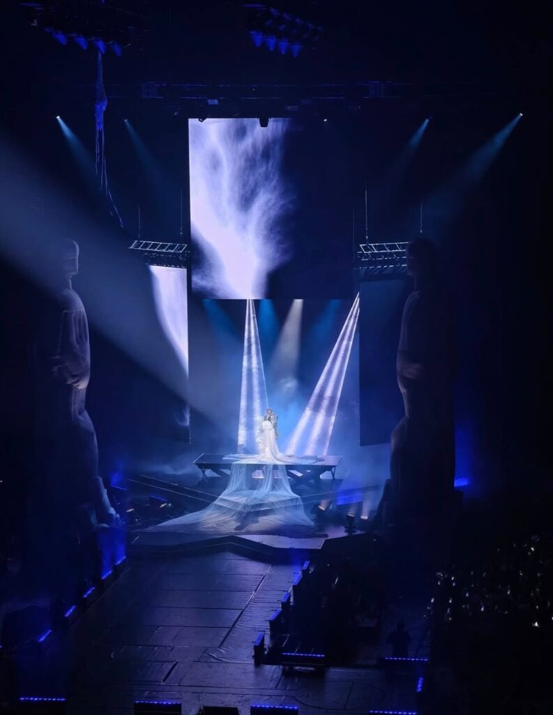 sân khấu tour diễn g-dragon tại kuala lumpur 1