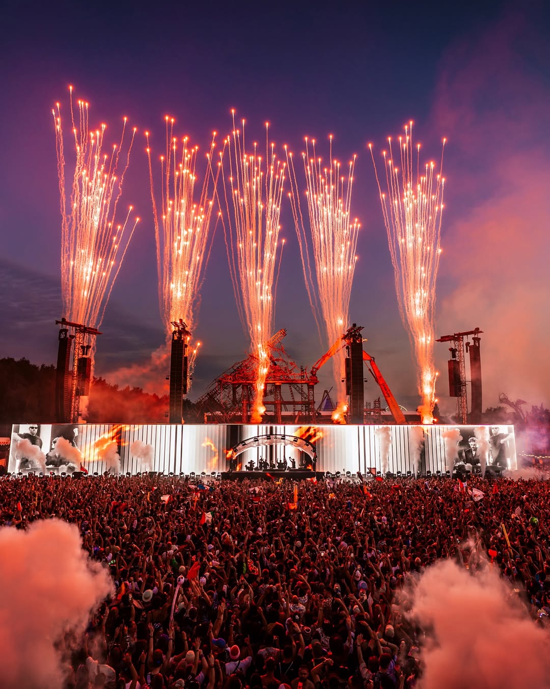 Tomorrowland 2025 phá kỷ lục livestream TikTok 1