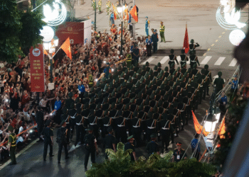 cắt sóng diễu binh