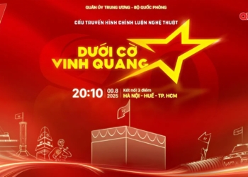 chương trình dưới cờ vinh quang