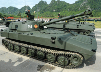 dan-khi-tai-quan-su-tap-luyen-chao-mung-quoc-khanh