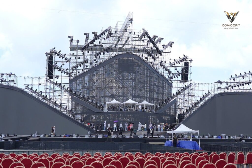 dàn nghệ sĩ tập luyện cho v concert rạng rỡ việt nam (3)