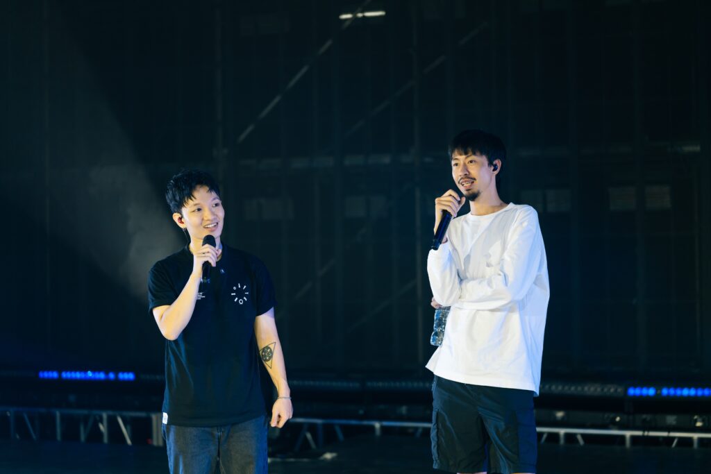 hoàng dũng cùng nghệ sĩ khác mời tập luyện cho concert xoay tròn (2)