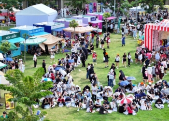 lễ hội âm nhạc mùa hè ngoài trời