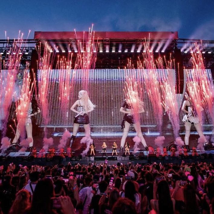 tour diễn deadline blackpink bán hết 11 show diễn