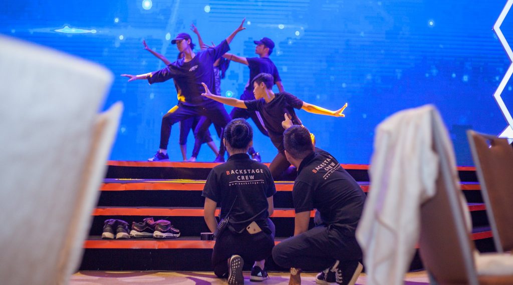 nhân sự backstage crew