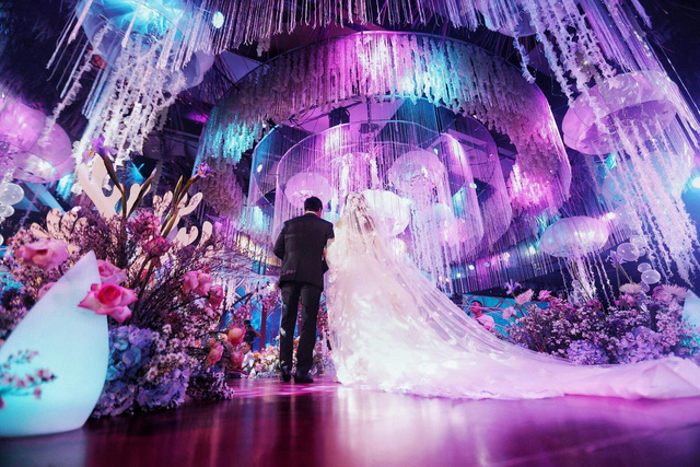 tiệc cưới