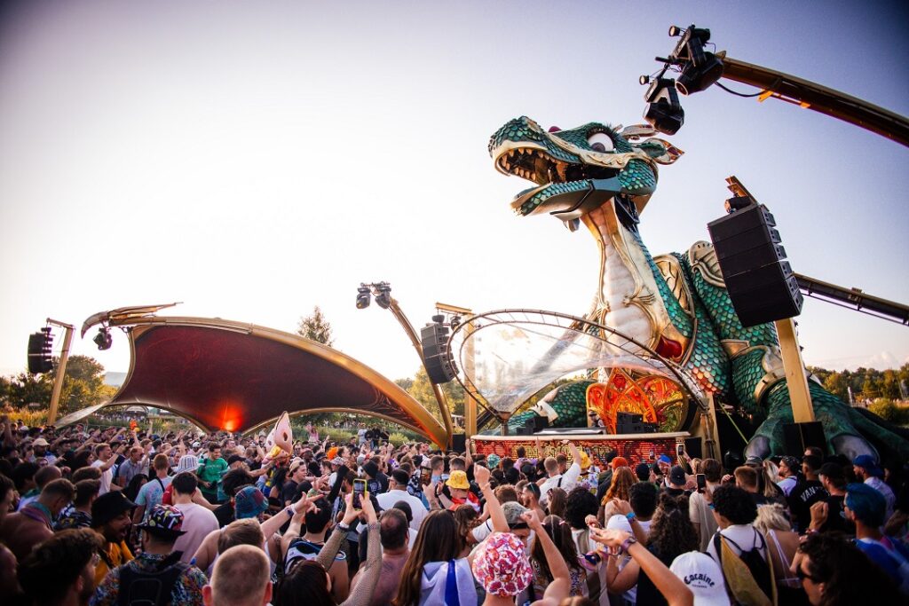 tomorrowland dragon