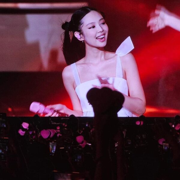 Jennie Blackpink - Hà Nội