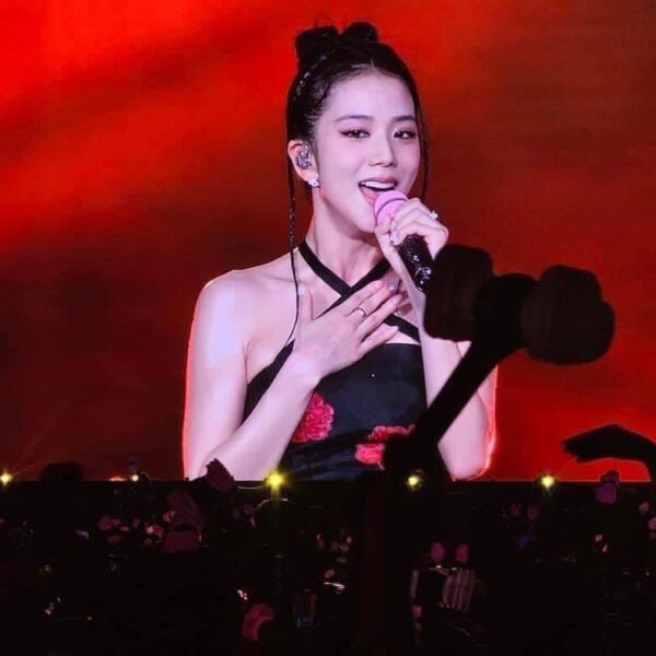 Jisoo Blackpink - Hà Nội