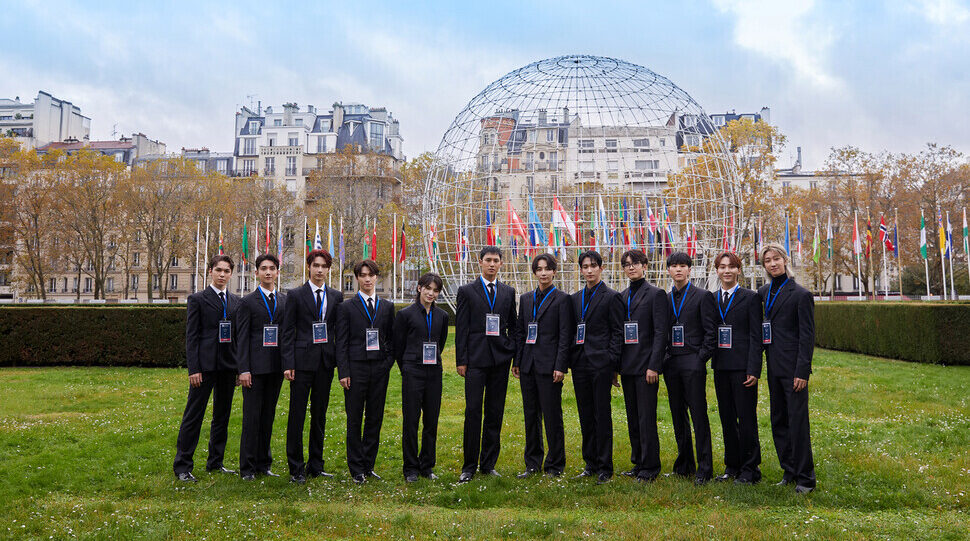 Seventeen làm Đại sứ UNESCO
