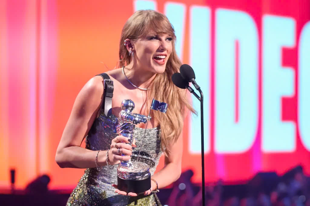 Taylor Swift VMAs 2024
