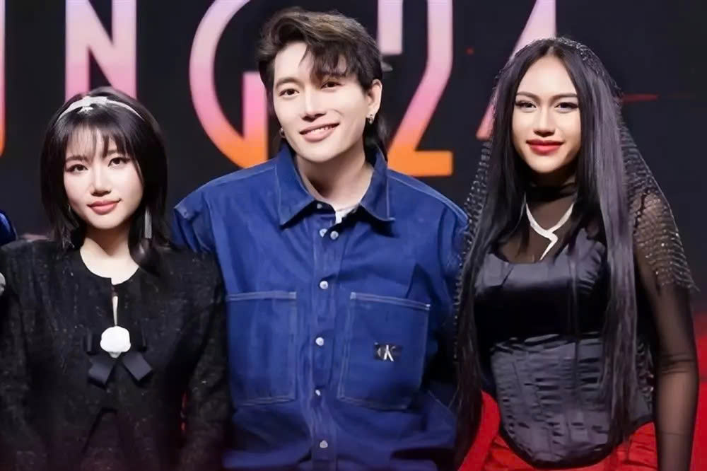 công ty quản lý nghệ sĩ