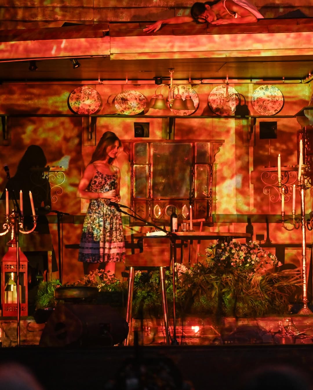 sân khấu tour lana del rey